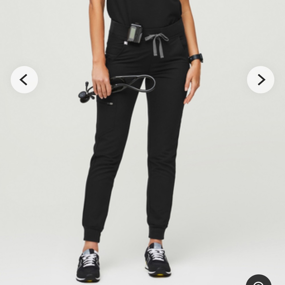 🖤🖤Black Figs scrub pants  🖤🖤